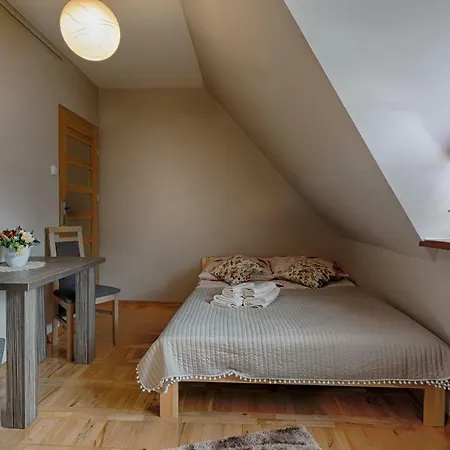 Apartament Zacisze Komfortowy Balkon Apartamento *